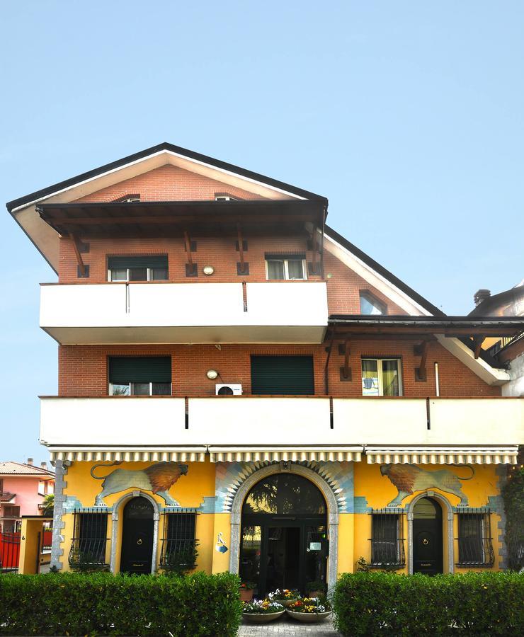 Borromeo Residenze Service S.A.S Peschiera Borromeo Zewnętrze zdjęcie